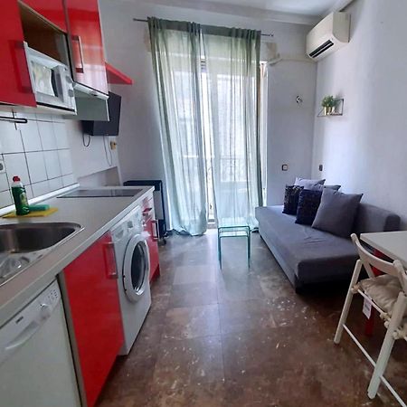 Apartamentos Econostay Fuencarral Madri Exterior foto