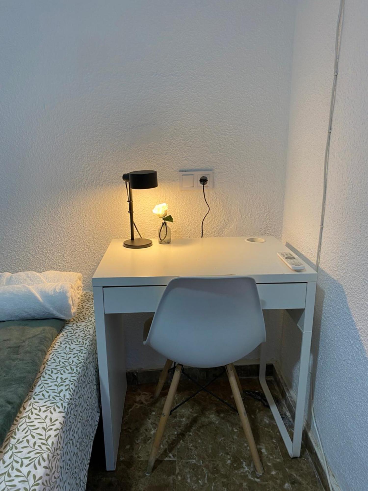 Apartamentos Econostay Fuencarral Madri Exterior foto